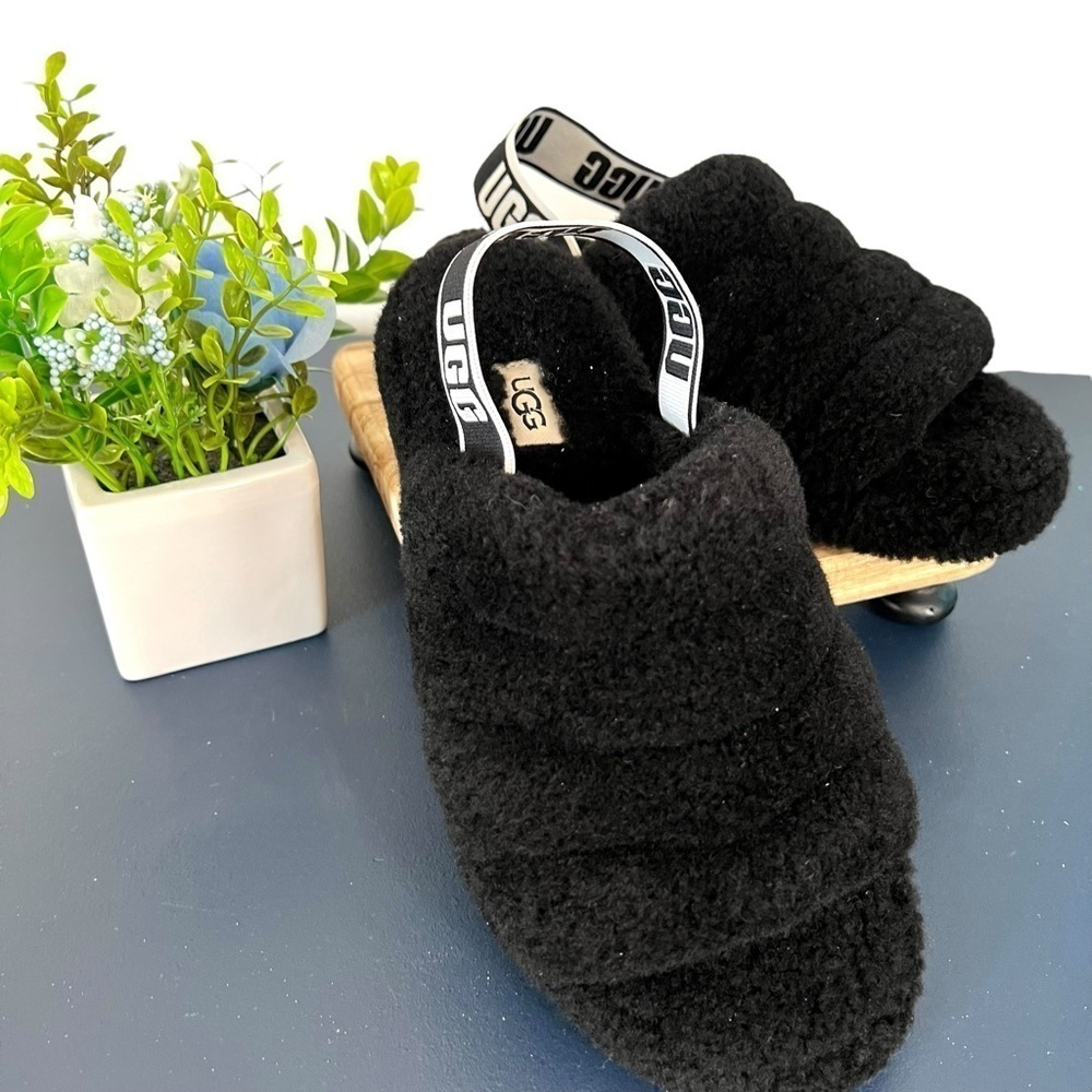Ugg Fluff Yeah Fuzz Black Slide Open Toe Soft Sho… - image 2